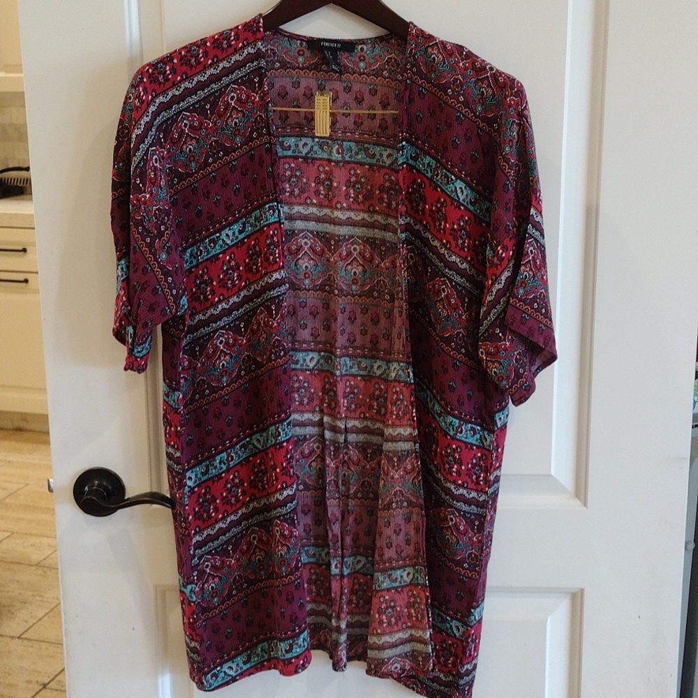 Forever 21 Size Small Multi Color Hip length Kimono.